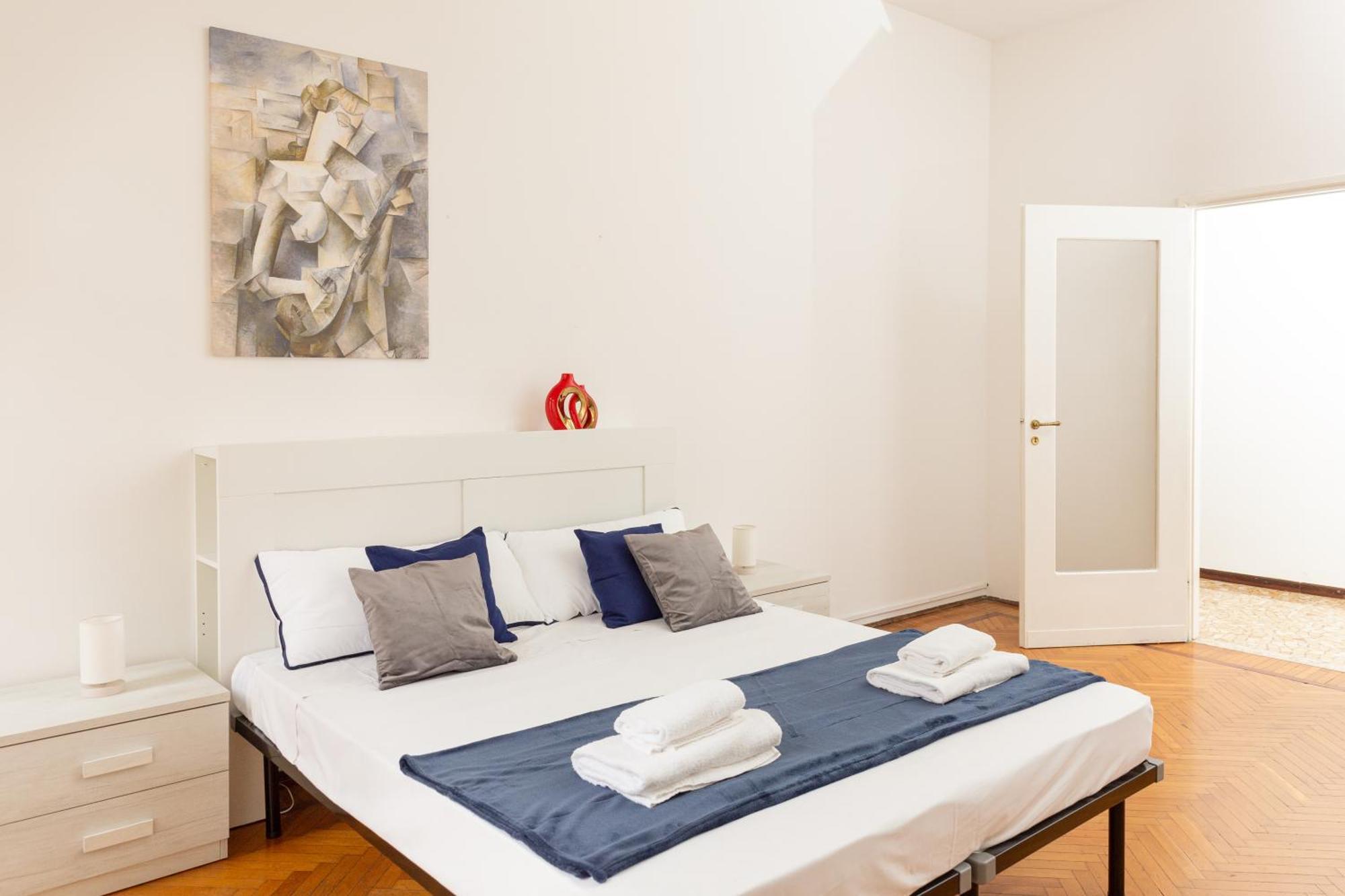 Picasso - Spacious Exclusive Apartment ميلان المظهر الخارجي الصورة